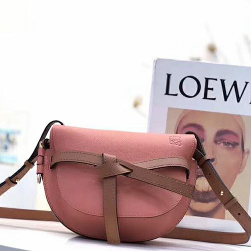 Loewe專賣店新款蝴蝶結荔枝紋馬鞍包10183