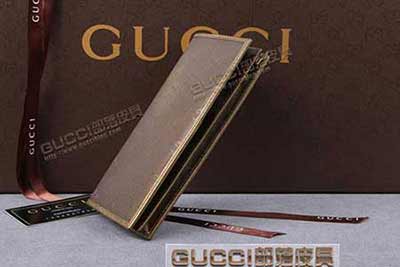 gucci 245887 灰光膠 古馳pvc錢包