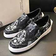  VERSACE——范思哲 Size：38-44 2018新品系列 美杜莎潮男低幫休閑鞋 進口印花布料 與眾不同的個性！頭層牛皮內(nèi)里 原版大底！現(xiàn)貨