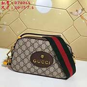 gucci古馳GUCCI新款濃烈的復古風格秋冬系列的