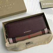 Burberry 柏寶利 原單出品 大面采用進(jìn)口手掌紋牛皮 內(nèi)格細(xì)膩柔軟的進(jìn)口小牛皮 原版格子面料 3957棗紅色 19cmx10cmx3cm