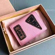 MIUMIU pocket wallet 專柜新款錢夾 5MV204 里外都是進口高等馬德拉斯山羊皮 雙面手工刺繡 內里miu標識燙字 百元鈔銀行卡硬幣零錢通通可以收入其中 8 11cm