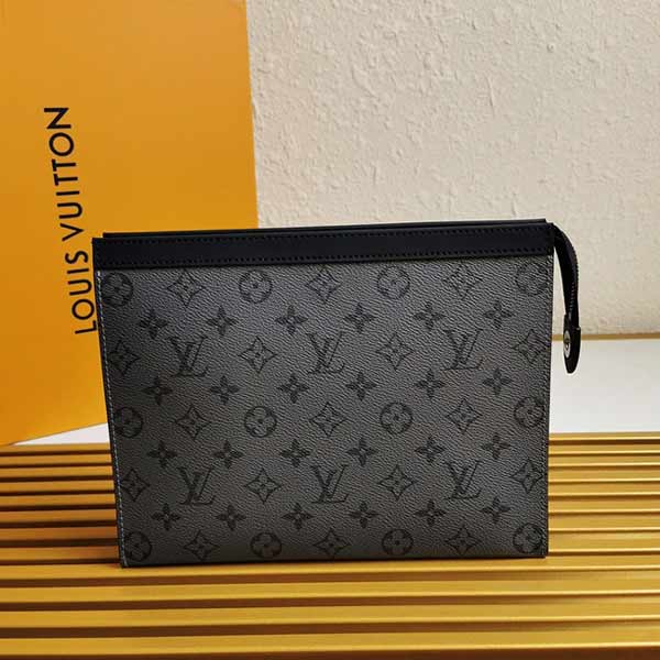 LV M69535 Pochette Voyage 中號手拿包