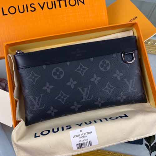 LV Discovery Pochette手袋M44323 ，時(shí)尚實(shí)用！小號(hào)手拿包，風(fēng)格百搭。